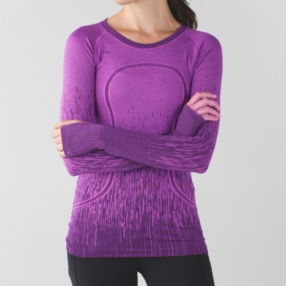 Lululemon Swiftly Tech Long Sleeved Crew in Heathered Regal Plum Ombre - size 6